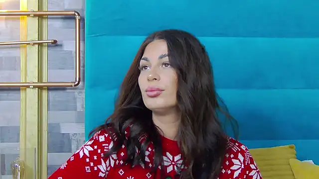 Snapshot of EvaRaynes chatting on December 17, 4:34 am EvaRaynes online show from December 17, 4:34 am