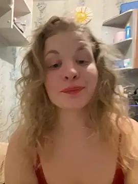 AlicePearcy online show from October 4, 10:41 pm