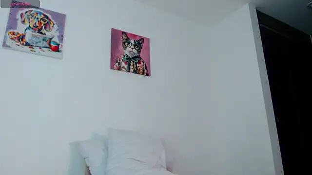 lilith luv online show from October 31, 8:04 am