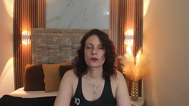 ada mclaine online show from December 18, 11:45 am