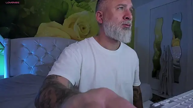 BlowMyXXL online show from January 18, 10:52 am