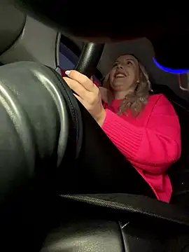 MerlinDave online show from December 3, 1:52 am