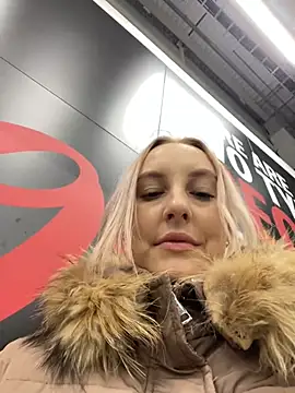 MerlinDave online show from December 13, 4:54 am