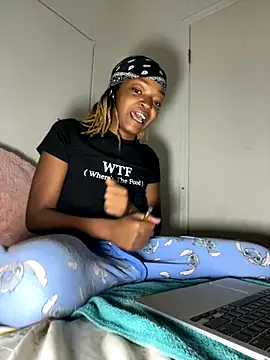 minimama69 online show from October 9, 9:07 am