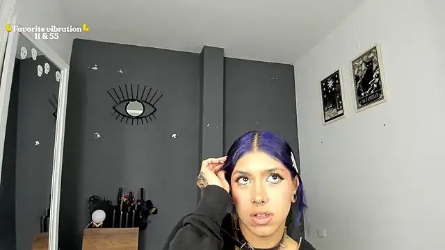Raven Witch  online show from May 8, 6:13 pm