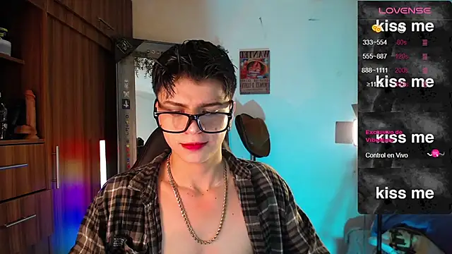 marckalexis online show from February 28, 11:01 pm