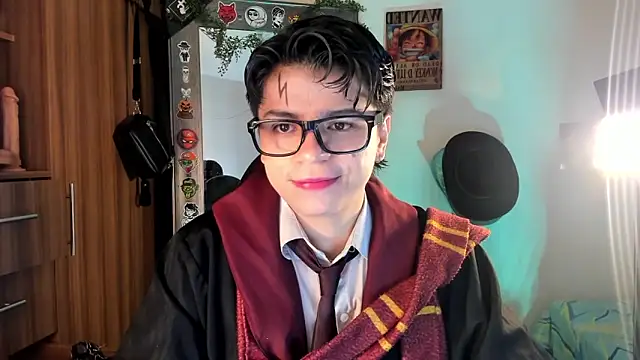 marckalexis online show from September 14, 1:54 pm