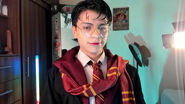 marckalexis online show from September 19, 3:30 am