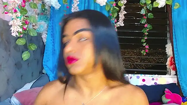 Snapshot of Karly_coffe chatting on September 27, 6:51 am Karly coffe online show from September 27, 6:51 am