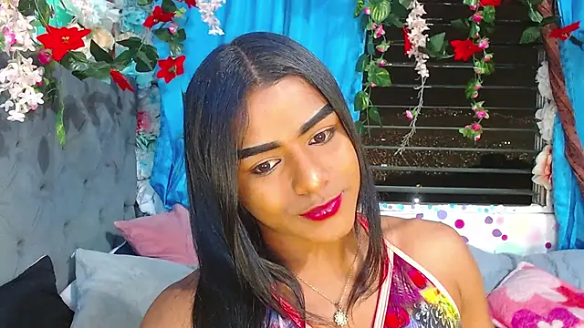 Snapshot of Karly_coffe chatting on October 16, 3:07 am Karly coffe online show from October 16, 3:07 am