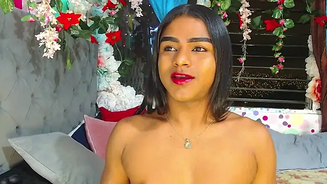 Snapshot of Karly_coffe chatting on October 17, 6:16 am Karly coffe online show from October 17, 6:16 am