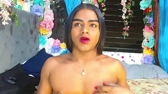 Snapshot of Karly_coffe chatting on October 26, 7:58 am Karly coffe online show from October 26, 7:58 am