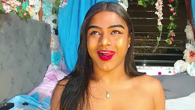 Snapshot of Karly_coffe chatting on February 14, 3:58 am Karly coffe online show from February 14, 3:58 am