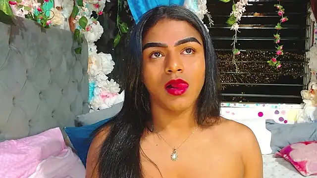 Snapshot of Karly_coffe chatting on March 2, 6:03 am Karly coffe online show from March 2, 6:03 am