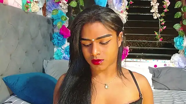 Snapshot of Karly_coffe chatting on March 29, 5:51 am Karly coffe online show from March 29, 5:51 am