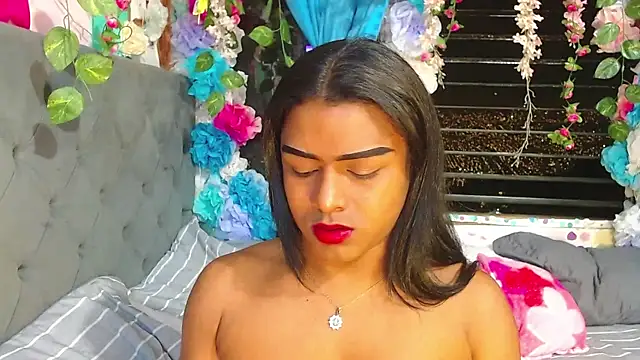 Snapshot of Karly_coffe chatting on April 2, 7:28 am Karly coffe online show from April 2, 7:28 am