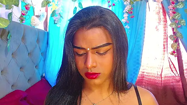 Snapshot of Karly_coffe chatting on April 12, 3:28 pm Karly coffe online show from April 12, 3:28 pm