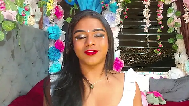 Snapshot of Karly_coffe chatting on April 15, 7:26 am Karly coffe online show from April 15, 7:26 am