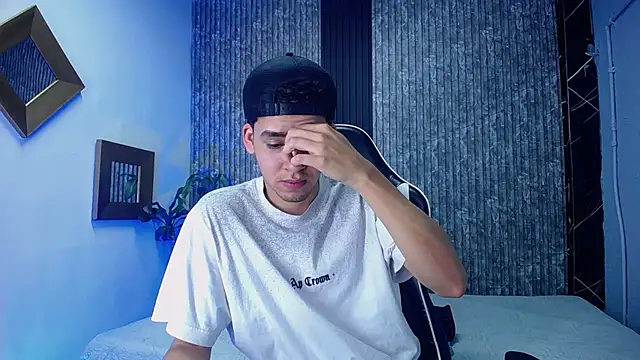 Mike 0233  online show from October 16, 4:46 am