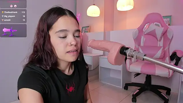 violeth hill online show from March 22, 11:09 pm