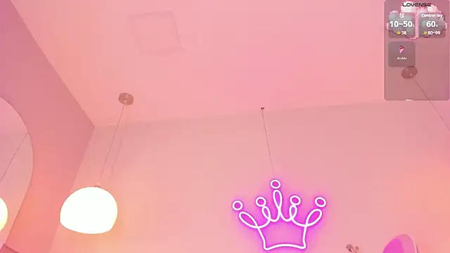 violeth hill online show from September 15, 7:47 pm