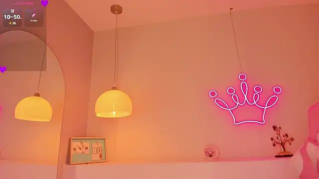 violeth hill online show from October 14, 7:47 pm