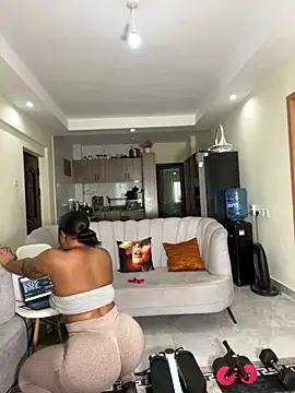 juicybatate online show from January 17, 5:42 am