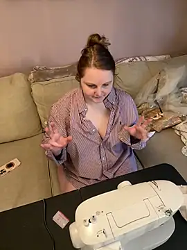 GingerSnap33 online show from January 17, 6:22 pm