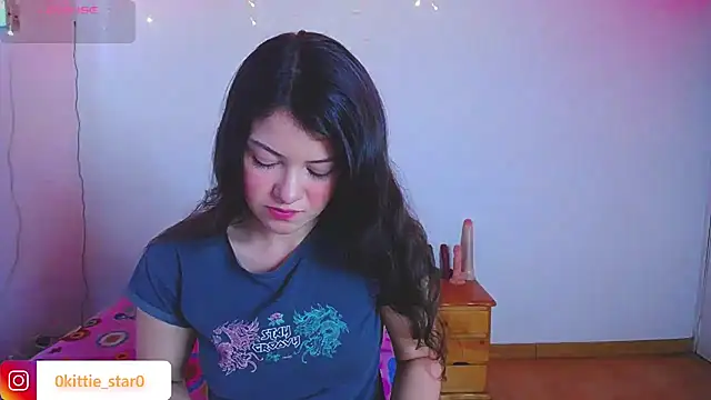 Snapshot of juli05star20 chatting on January 20, 8:07 pm juli05star20 online show from January 20, 8:07 pm