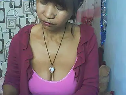 Snapshot of nene_belle chatting on July 2, 8:20 am nene belle online show from July 2, 8:20 am