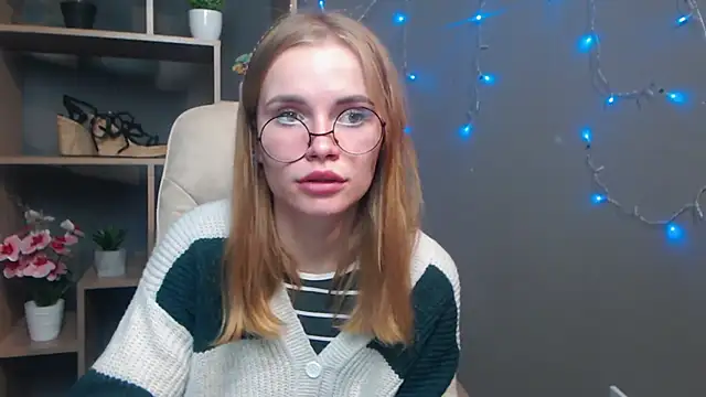 MargaritaKiss online show from December 1, 7:41 pm