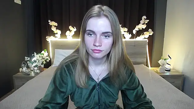 Snapshot of MargaritaKiss chatting on April 17, 6:44 pm MargaritaKiss online show from April 17, 6:44 pm