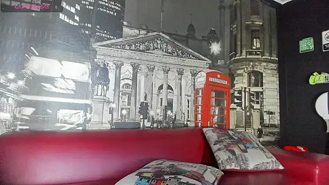 Snapshot of CloeRodriguez chatting on March 15, 2:34 pm CloeRodriguez online show from March 15, 2:34 pm