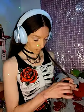Lucy cole online show from January 12, 2:14 am