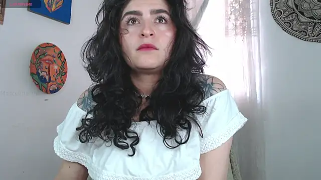 Snapshot of Marci_owo chatting on May 17, 1:51 pm Marci owo online show from May 17, 1:51 pm