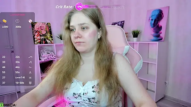 Snapshot of Megan_Violer chatting on April 21, 5:28 pm Megan Violer online show from April 21, 5:28 pm