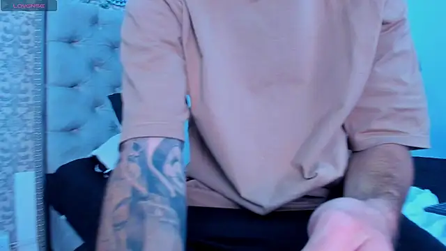 CodyWalkerR online show from November 22, 5:12 pm