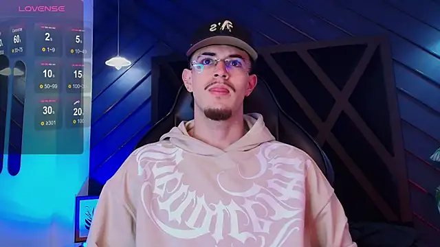 CodyWalkerR online show from March 29, 5:07 am