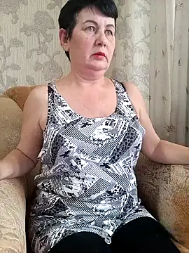 NicoleOlla online show from December 30, 5:37 am