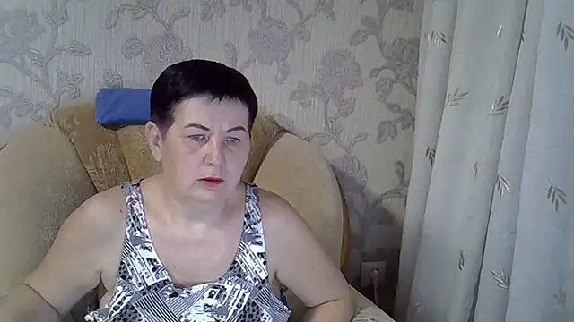 NicoleOlla online show from January 11, 2:20 am