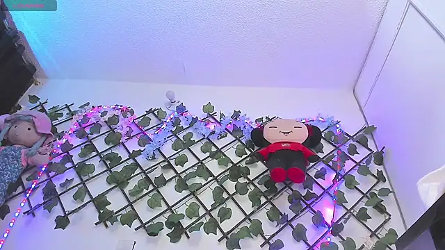 Pucaa  online show from December 22, 1:34 am