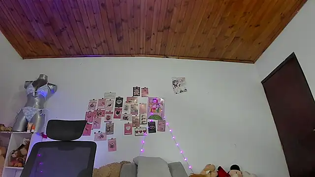 Pucaa  online show from February 8, 1:42 am