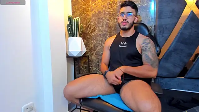 Liam Kleiin online show from September 22, 11:23 am