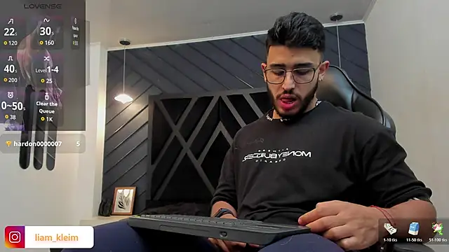 Liam Kleiin online show from November 22, 11:20 am