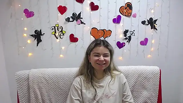 Snapshot of TinaRedly chatting on January 31, 3:52 am TinaRedly online show from January 31, 3:52 am