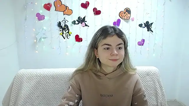 Snapshot of TinaRedly chatting on February 28, 6:41 pm TinaRedly online show from February 28, 6:41 pm