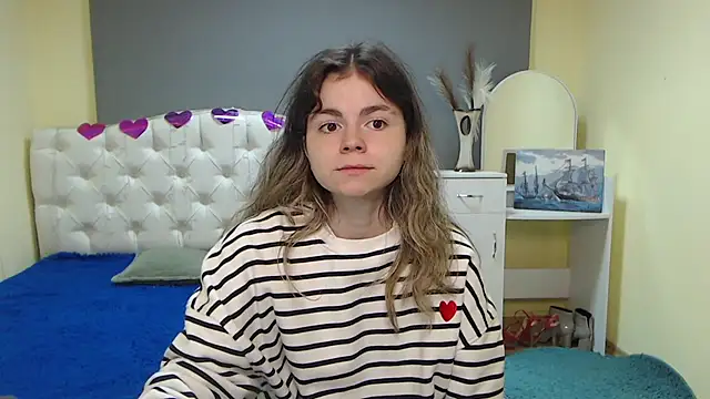 Snapshot of TinaRedly chatting on September 24, 5:27 pm TinaRedly online show from September 24, 5:27 pm