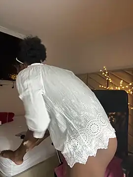 kellya  online show from September 21, 10:33 pm