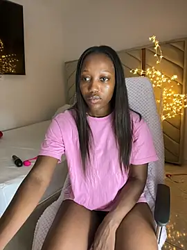 Snapshot of kellya_ chatting on April 15, 8:53 pm kellya online show from April 15, 8:53 pm