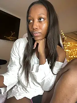 Snapshot of kellya_ chatting on April 22, 9:16 pm kellya online show from April 22, 9:16 pm